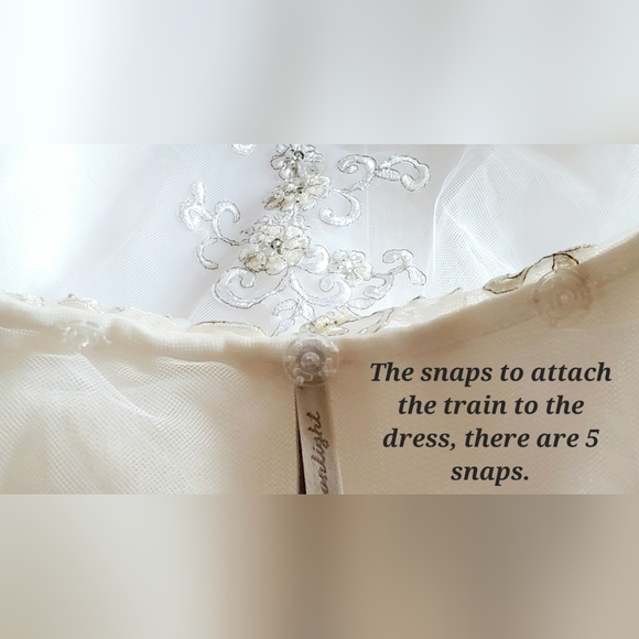 Moonlight Couture White Wedding Dress W/ Detachable Train, Size 16 - Picture 13 of 16